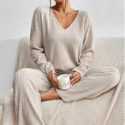 Ellery® | Comfortable Knitting Set