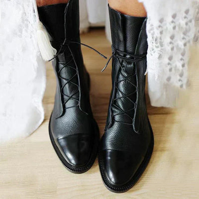 Mila® | Elegant Boots in Timeless Style