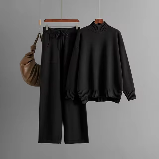 Briar® | Elegant Set with Long-Sleeve Blouse and Straight Pants