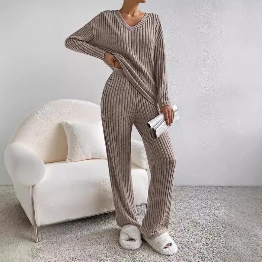 Ellery® | Comfortable Knitting Set