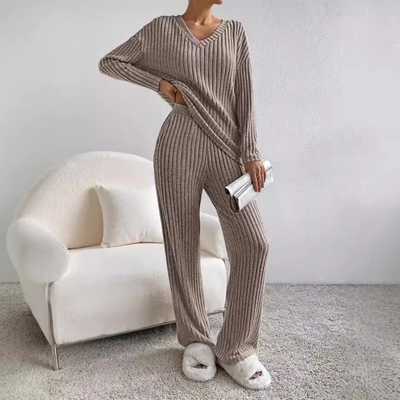 Ellery® | Comfortable Knitting Set